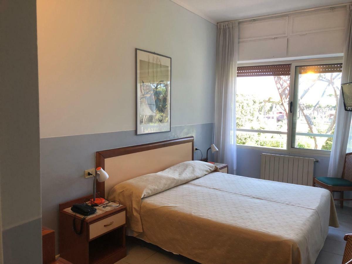 Hotel Le Ginestre Lido di Camaiore Exterior foto